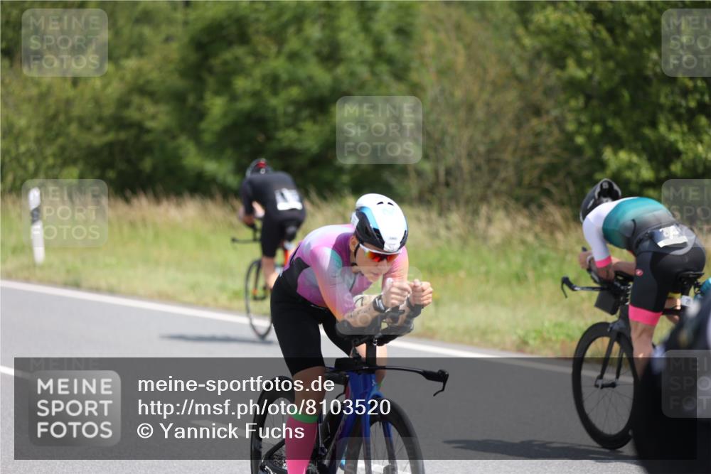 22.06.2025 - Viking Triathlon Yannick Fuchs http://msf.ph/oto/8103520 22.06.2025 12:06:28 Radfahren 76, 161, 215, 289, 367, 372 meine-sportfotos.de