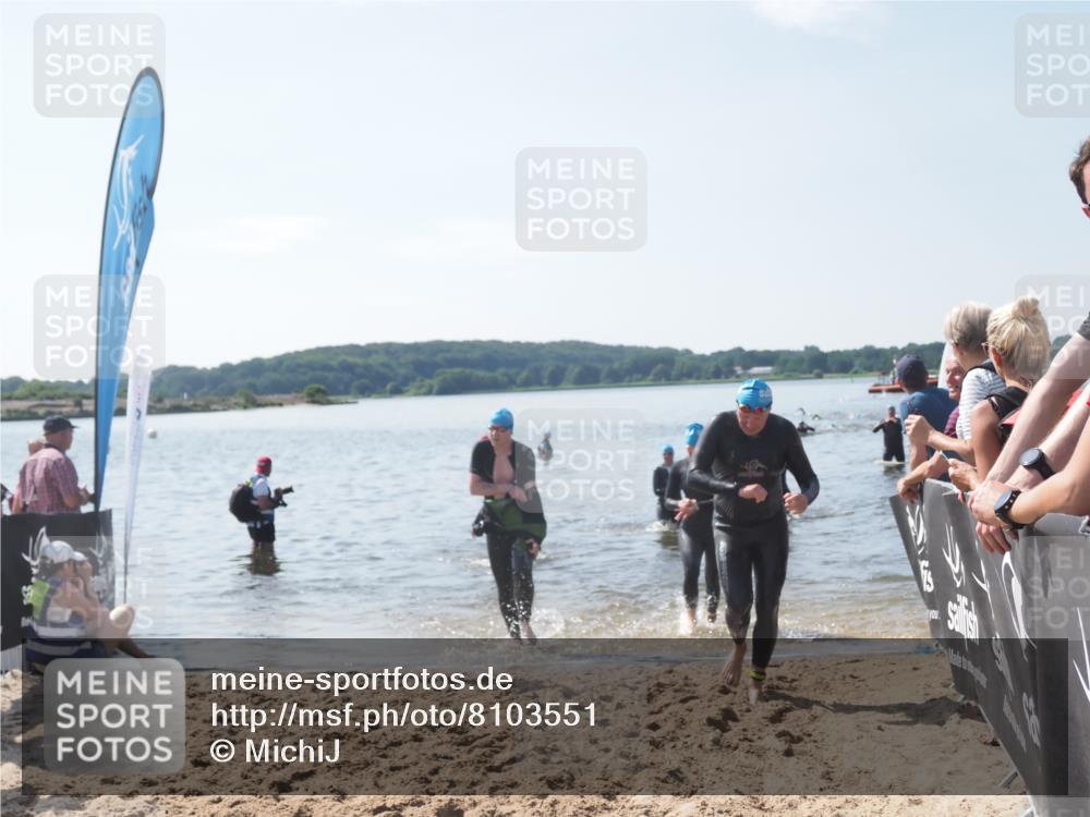 22.06.2025 - Viking Triathlon MichiJ http://msf.ph/oto/8103551 22.06.2025 10:46:46 Schwimmen 143, 206, 333, 479, 498, 515 meine-sportfotos.de