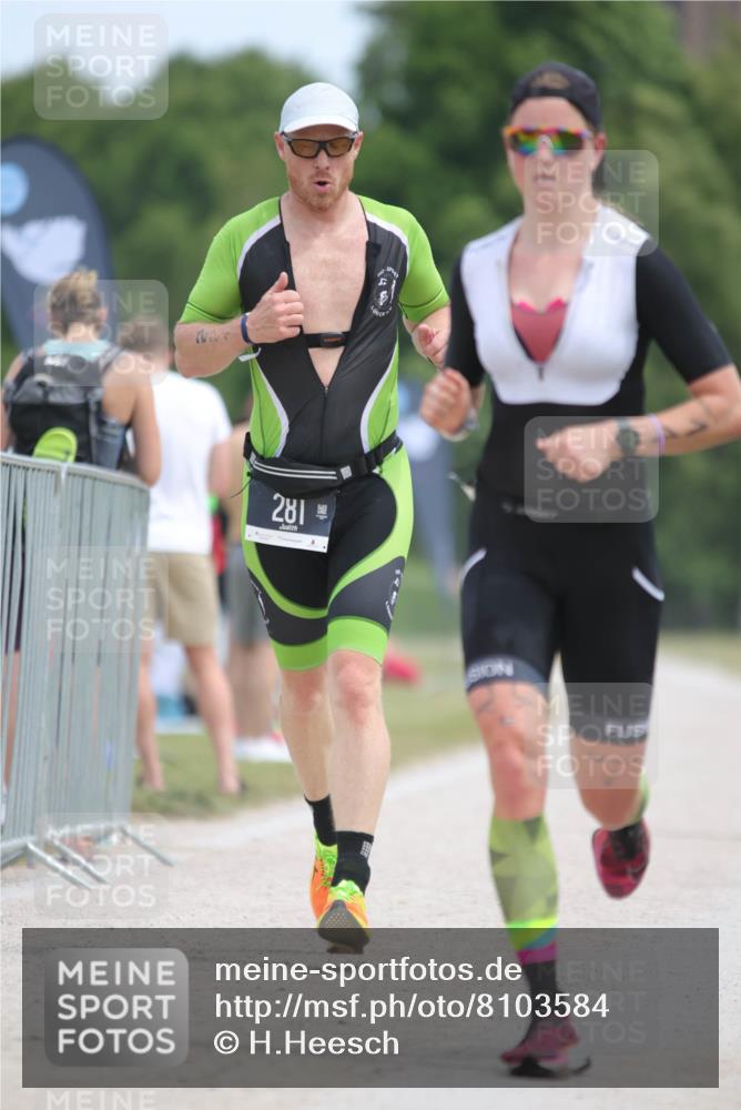 22.06.2025 - Viking Triathlon H.Heesch http://msf.ph/oto/8103584 22.06.2025 13:22:09 Laufen 11, 281, 659 meine-sportfotos.de