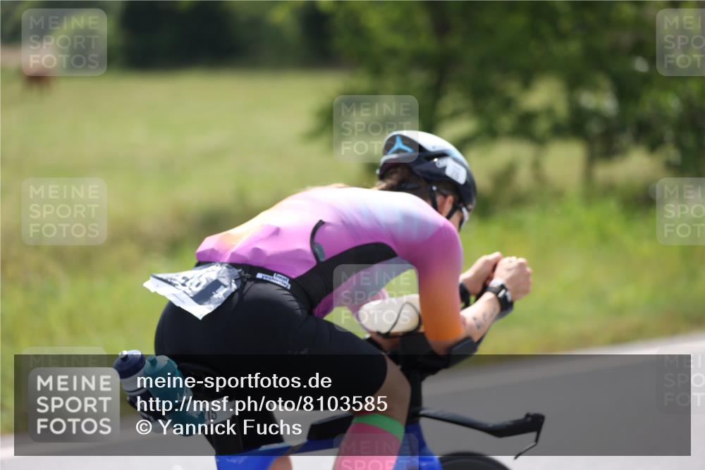 22.06.2025 - Viking Triathlon Yannick Fuchs http://msf.ph/oto/8103585 22.06.2025 12:06:29 Radfahren 76, 161, 215, 289, 367 meine-sportfotos.de