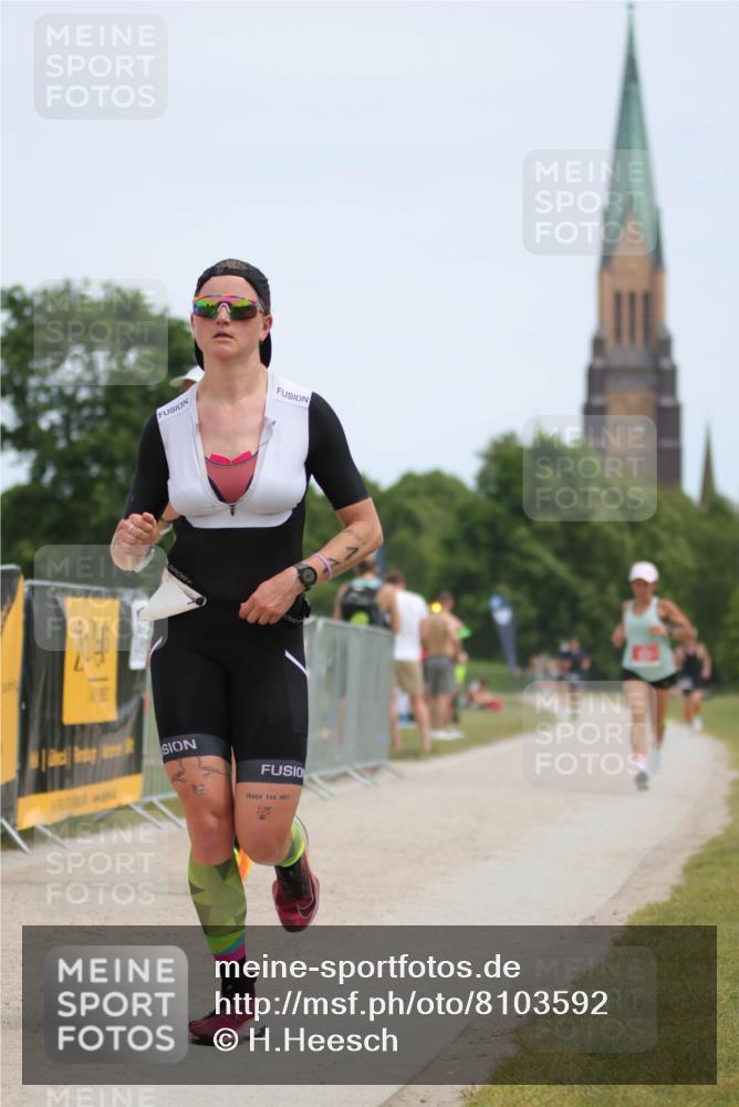 22.06.2025 - Viking Triathlon H.Heesch http://msf.ph/oto/8103592 22.06.2025 13:22:11 Laufen 11, 281, 659 meine-sportfotos.de