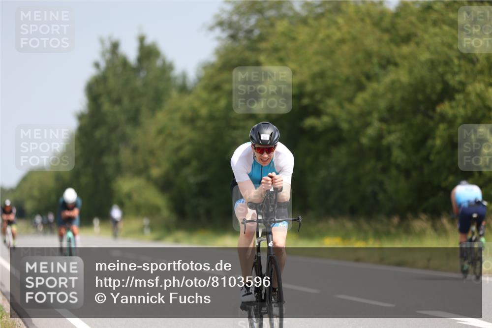 22.06.2025 - Viking Triathlon Yannick Fuchs http://msf.ph/oto/8103596 22.06.2025 12:06:45 Radfahren 52, 365, 390, 398, 466 meine-sportfotos.de