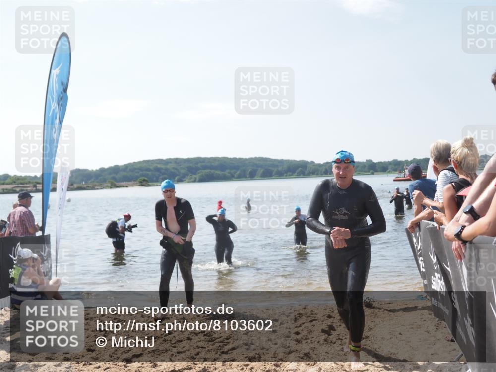22.06.2025 - Viking Triathlon MichiJ http://msf.ph/oto/8103602 22.06.2025 10:46:47 Schwimmen 143, 206, 333, 479, 498, 515 meine-sportfotos.de