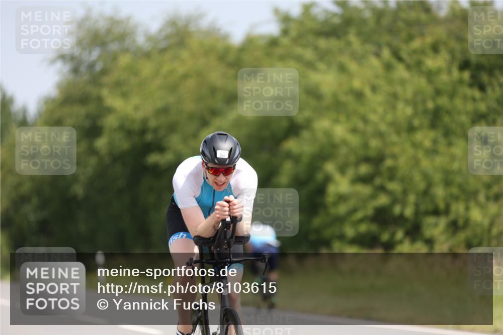 22.06.2025 - Viking Triathlon Yannick Fuchs http://msf.ph/oto/8103615 22.06.2025 12:06:46 Radfahren 52, 365, 390, 398, 466 meine-sportfotos.de