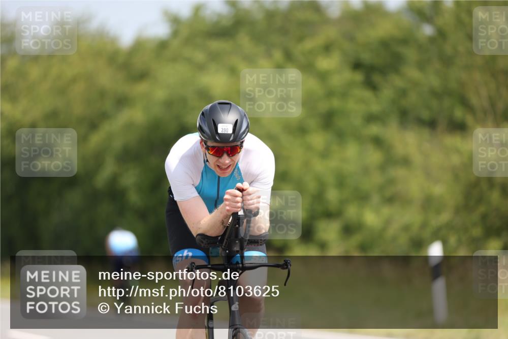 22.06.2025 - Viking Triathlon Yannick Fuchs http://msf.ph/oto/8103625 22.06.2025 12:06:46 Radfahren 52, 365, 390, 398, 466 meine-sportfotos.de
