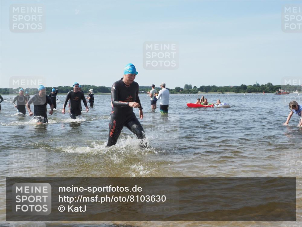 22.06.2025 - Viking Triathlon KatJ http://msf.ph/oto/8103630 22.06.2025 10:34:56 Schwimmen 17, 43, 77, 161, 434, 475, 495, 548, 660 meine-sportfotos.de