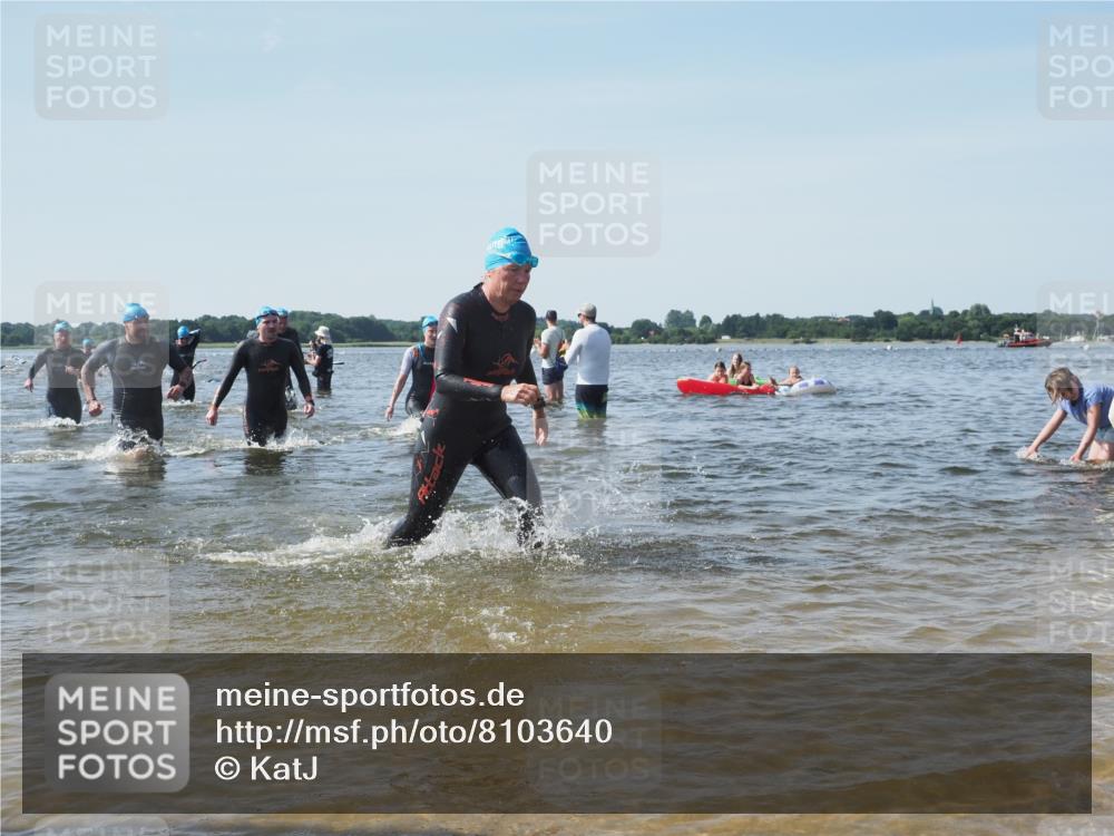 22.06.2025 - Viking Triathlon KatJ http://msf.ph/oto/8103640 22.06.2025 10:34:56 Schwimmen 17, 43, 77, 161, 434, 475, 495, 548, 660 meine-sportfotos.de