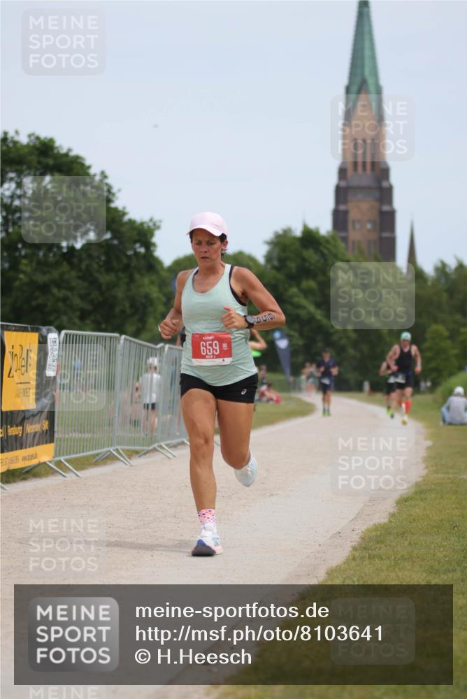 22.06.2025 - Viking Triathlon H.Heesch http://msf.ph/oto/8103641 22.06.2025 13:22:15 Laufen 11, 281, 659 meine-sportfotos.de