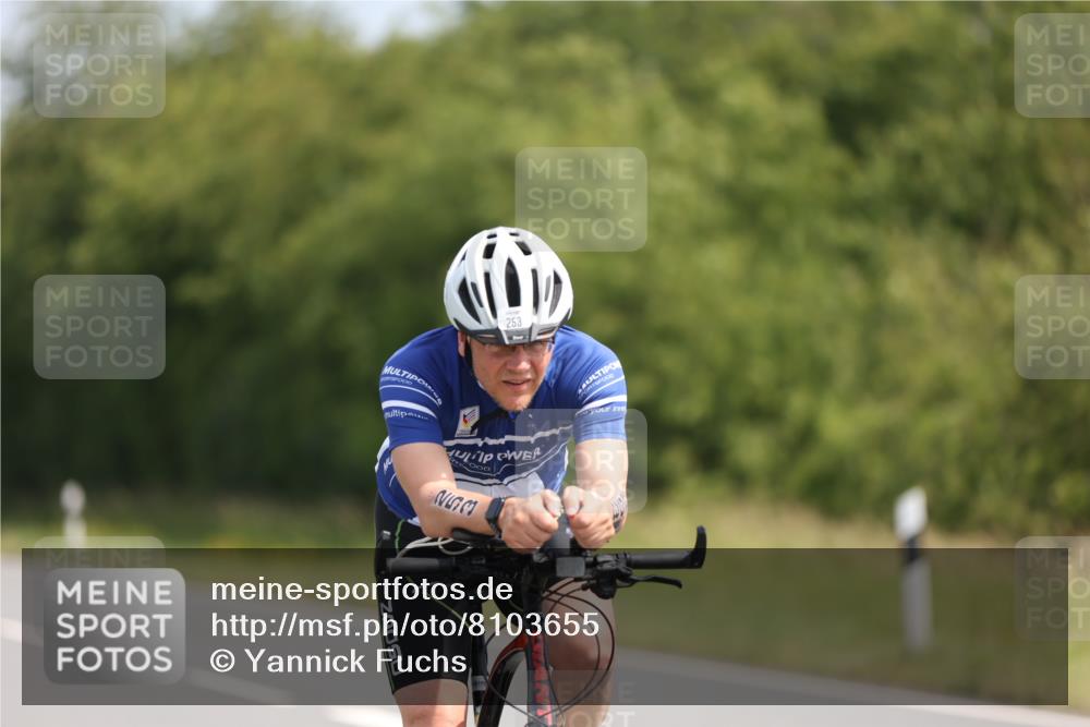 22.06.2025 - Viking Triathlon Yannick Fuchs http://msf.ph/oto/8103655 22.06.2025 11:27:15 Radfahren 253, 420, 437, 529, 652 meine-sportfotos.de