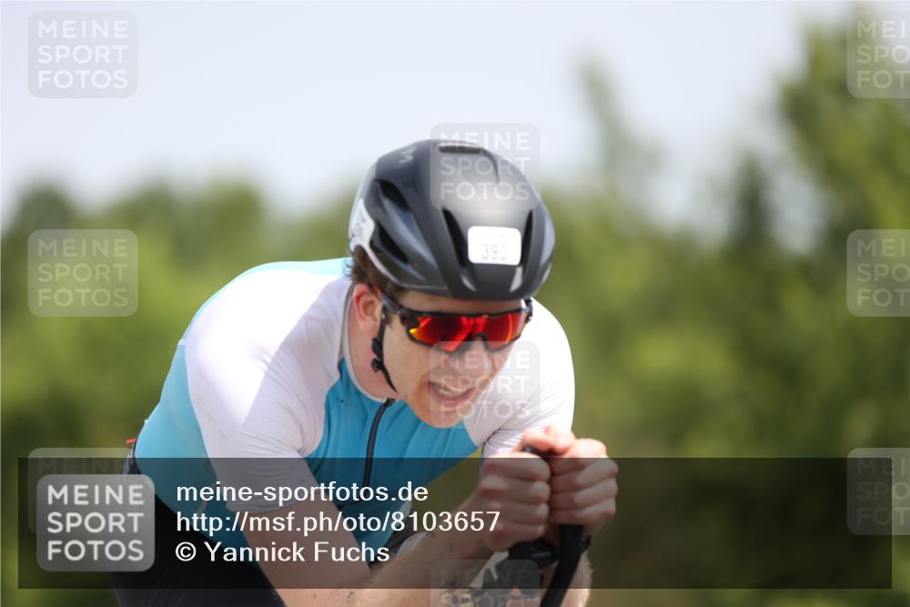 22.06.2025 - Viking Triathlon Yannick Fuchs http://msf.ph/oto/8103657 22.06.2025 12:06:47 Radfahren 52, 365, 390, 398, 466 meine-sportfotos.de