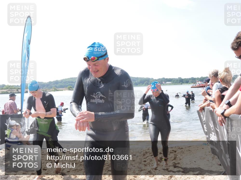 22.06.2025 - Viking Triathlon MichiJ http://msf.ph/oto/8103661 22.06.2025 10:46:50 Schwimmen 36, 206, 498, 515 meine-sportfotos.de