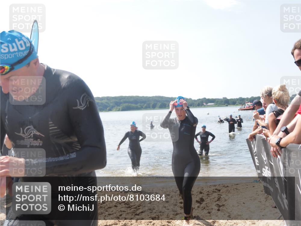 22.06.2025 - Viking Triathlon MichiJ http://msf.ph/oto/8103684 22.06.2025 10:46:50 Schwimmen 36, 206, 498, 515 meine-sportfotos.de