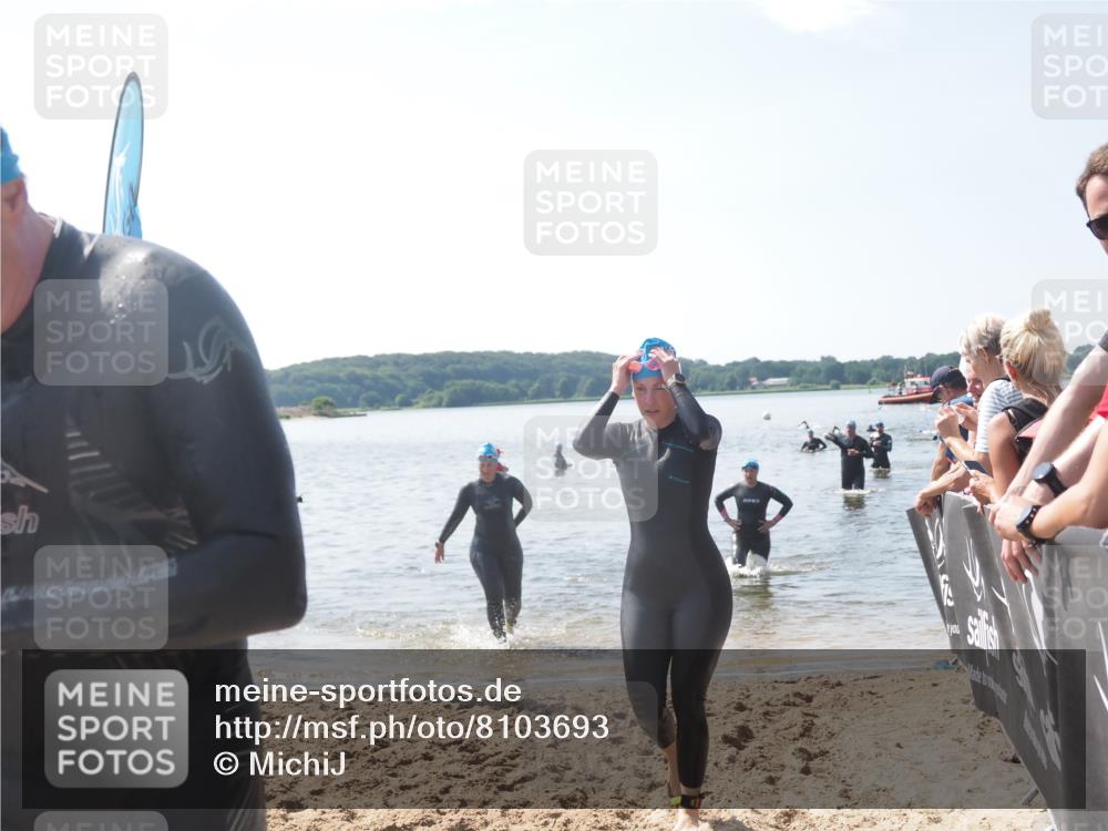 22.06.2025 - Viking Triathlon MichiJ http://msf.ph/oto/8103693 22.06.2025 10:46:50 Schwimmen 36, 206, 498, 515 meine-sportfotos.de