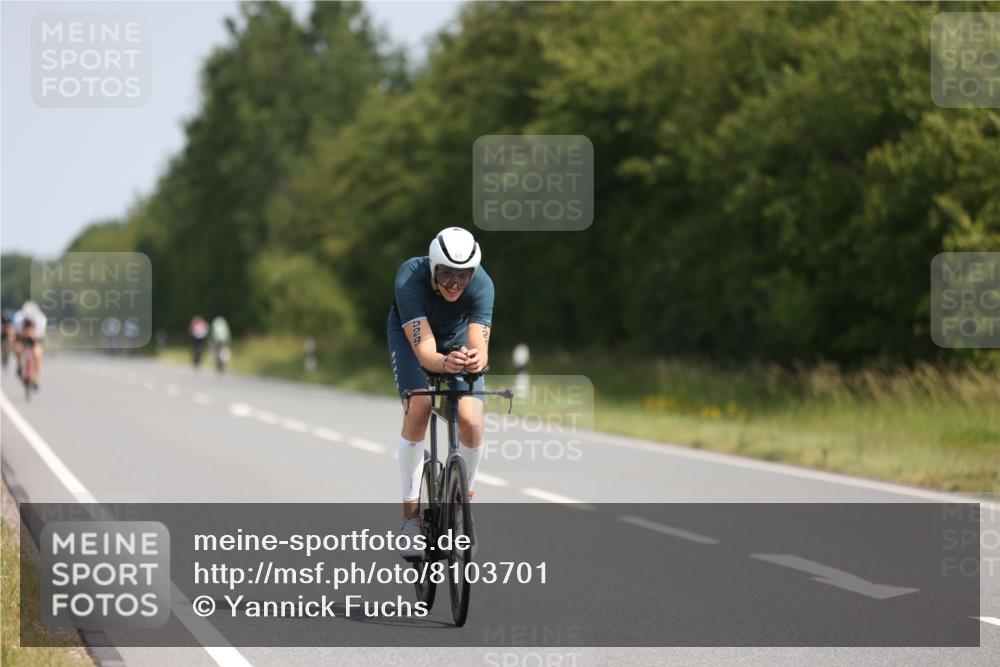 22.06.2025 - Viking Triathlon Yannick Fuchs http://msf.ph/oto/8103701 22.06.2025 11:27:17 Radfahren 172, 253, 367, 420, 437, 529, 652 meine-sportfotos.de