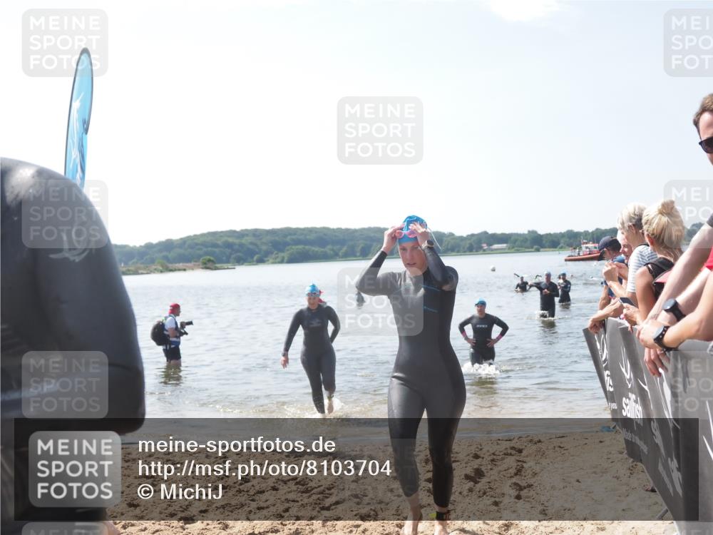 22.06.2025 - Viking Triathlon MichiJ http://msf.ph/oto/8103704 22.06.2025 10:46:50 Schwimmen 36, 206, 498, 515 meine-sportfotos.de