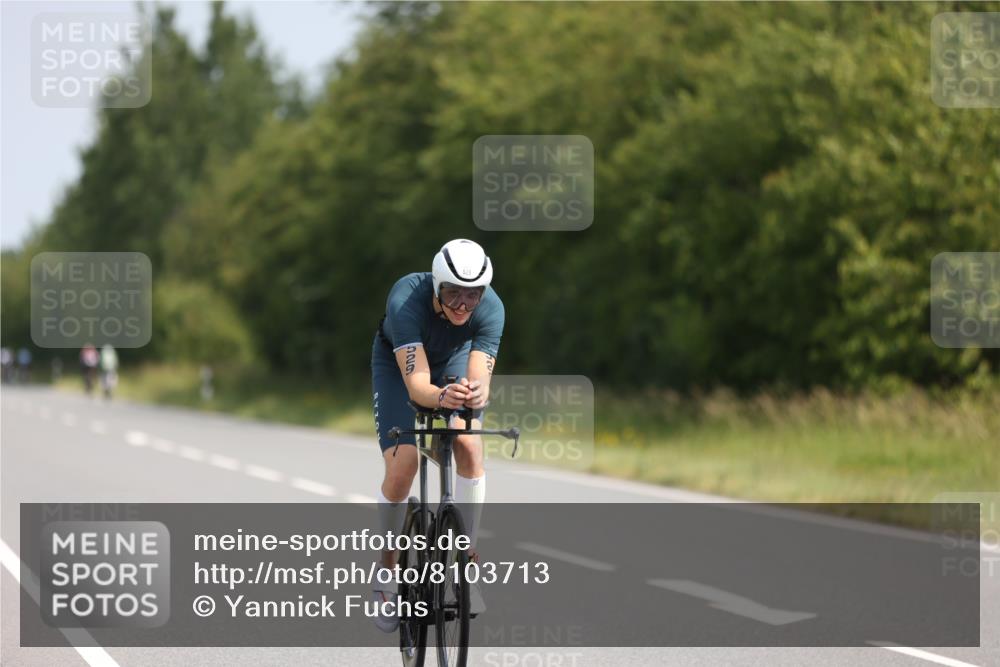 22.06.2025 - Viking Triathlon Yannick Fuchs http://msf.ph/oto/8103713 22.06.2025 11:27:17 Radfahren 172, 253, 367, 420, 437, 529, 652 meine-sportfotos.de