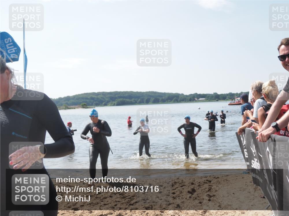 22.06.2025 - Viking Triathlon MichiJ http://msf.ph/oto/8103716 22.06.2025 10:46:53 Schwimmen 36, 206, 378, 498, 515 meine-sportfotos.de