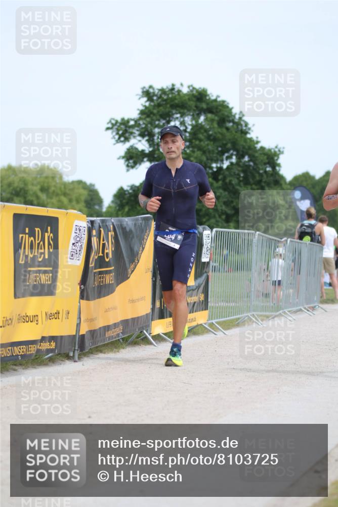 22.06.2025 - Viking Triathlon H.Heesch http://msf.ph/oto/8103725 22.06.2025 13:22:31 Laufen 204, 253 meine-sportfotos.de