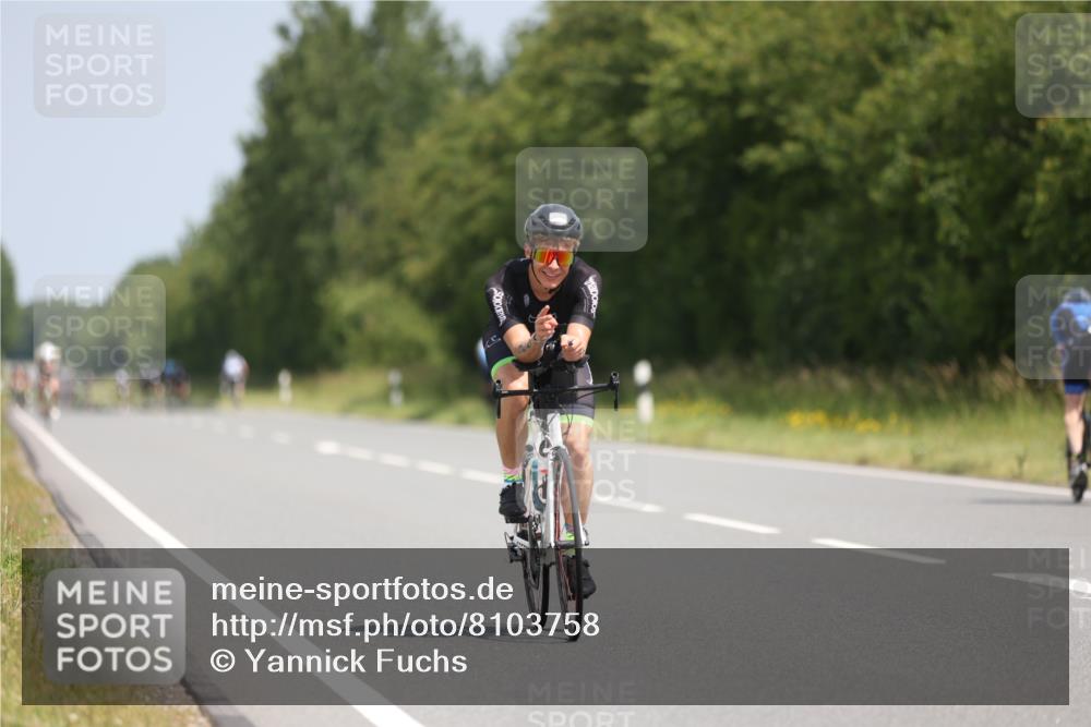 22.06.2025 - Viking Triathlon Yannick Fuchs http://msf.ph/oto/8103758 22.06.2025 12:06:51 Radfahren 365, 390, 398, 466 meine-sportfotos.de