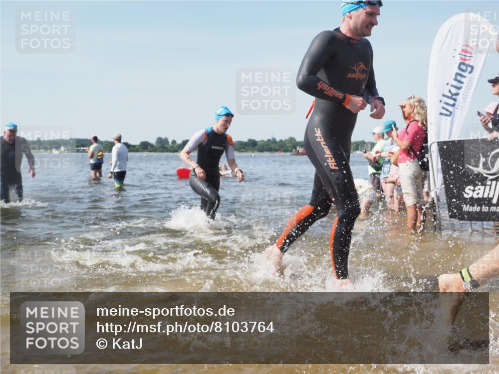 22.06.2025 - Viking Triathlon KatJ http://msf.ph/oto/8103764 22.06.2025 10:35:01 Schwimmen 17, 43, 139, 157, 161, 434, 475, 495, 548, 660 meine-sportfotos.de