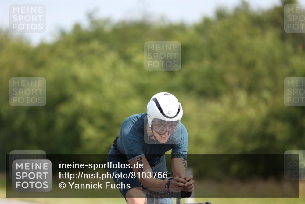 22.06.2025 - Viking Triathlon Yannick Fuchs http://msf.ph/oto/8103766 22.06.2025 11:27:18 Radfahren 172, 253, 289, 367, 420, 437, 529, 652 meine-sportfotos.de