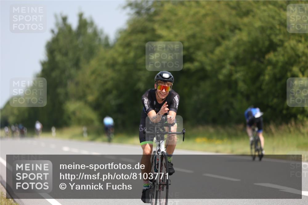 22.06.2025 - Viking Triathlon Yannick Fuchs http://msf.ph/oto/8103771 22.06.2025 12:06:51 Radfahren 365, 390, 398, 466 meine-sportfotos.de