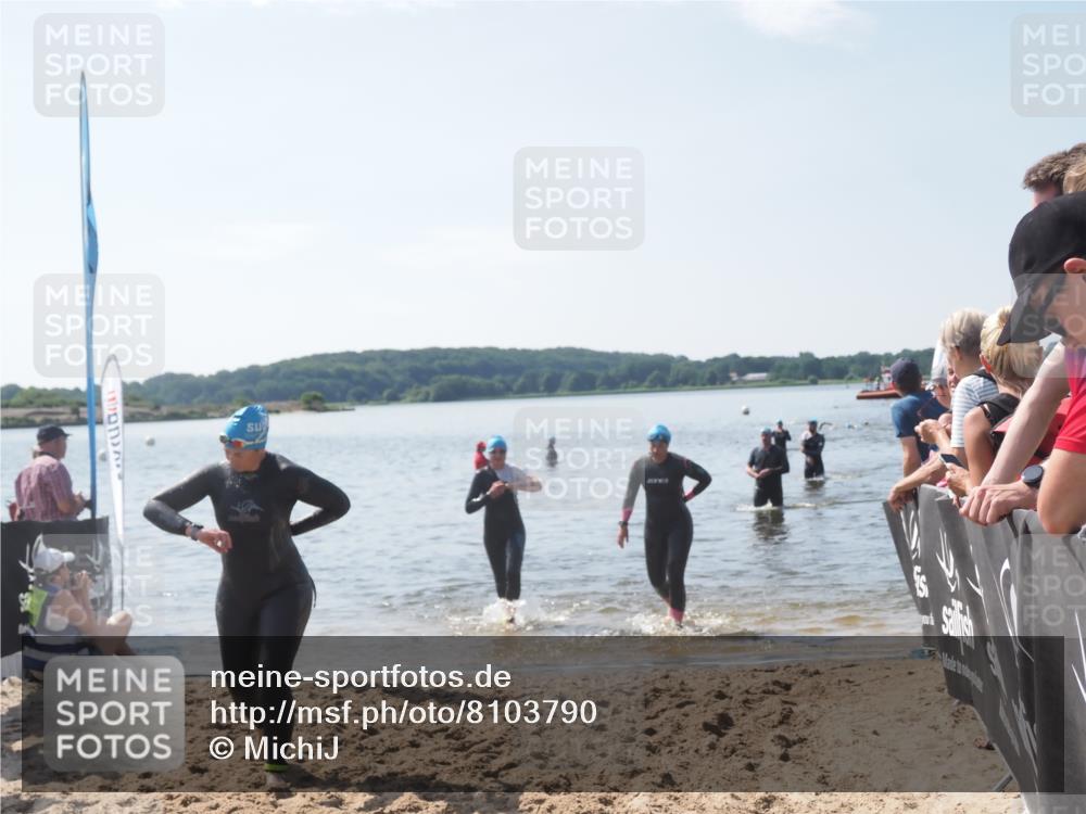 22.06.2025 - Viking Triathlon MichiJ http://msf.ph/oto/8103790 22.06.2025 10:46:55 Schwimmen 36, 378, 498, 515 meine-sportfotos.de