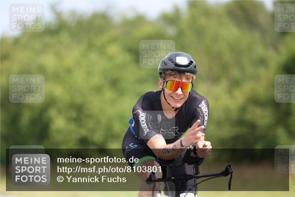 22.06.2025 - Viking Triathlon Yannick Fuchs http://msf.ph/oto/8103801 22.06.2025 12:06:52 Radfahren 365, 398, 466, 518 meine-sportfotos.de