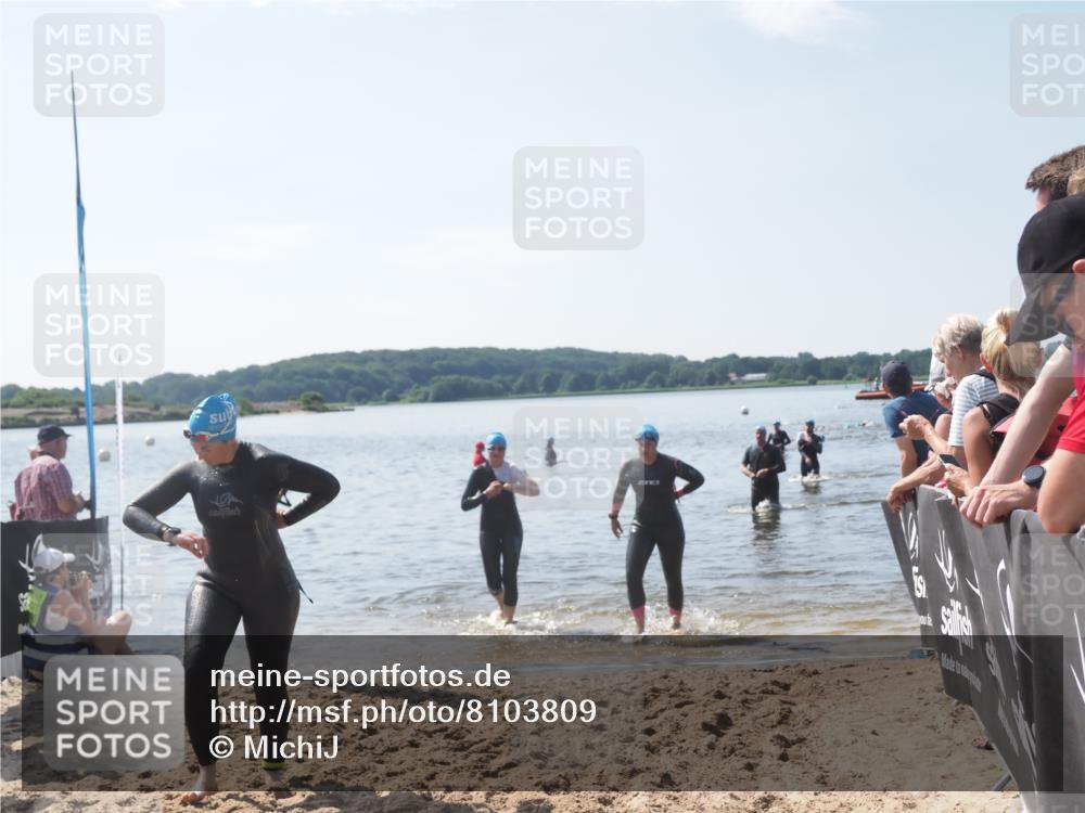 22.06.2025 - Viking Triathlon MichiJ http://msf.ph/oto/8103809 22.06.2025 10:46:55 Schwimmen 36, 378, 498, 515 meine-sportfotos.de