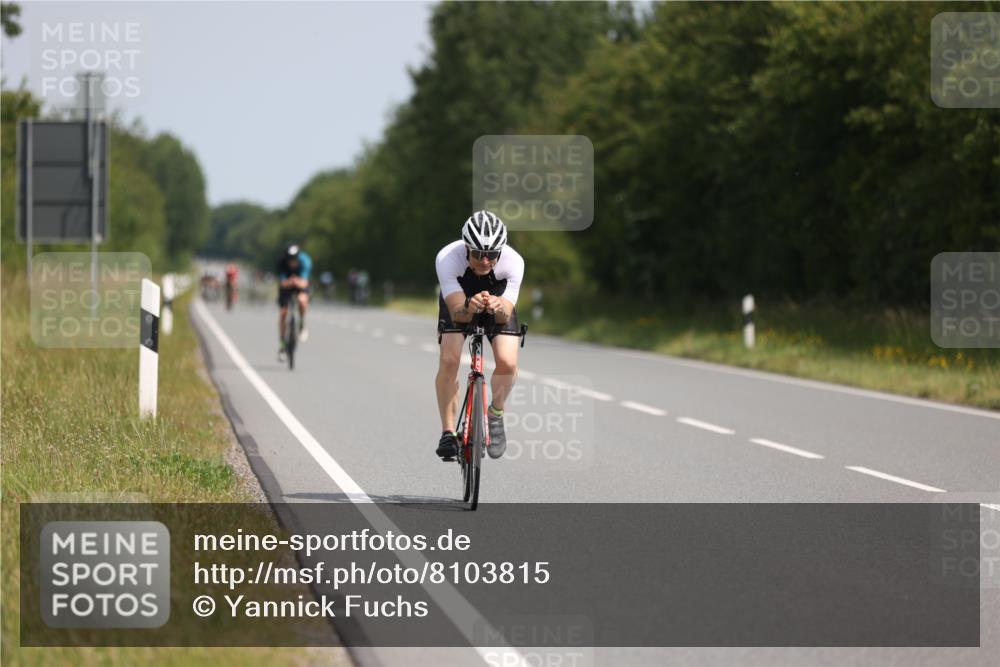 22.06.2025 - Viking Triathlon Yannick Fuchs http://msf.ph/oto/8103815 22.06.2025 11:27:24 Radfahren 57, 172, 258, 289, 359, 367, 420, 652 meine-sportfotos.de