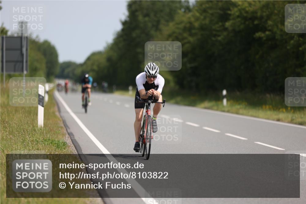 22.06.2025 - Viking Triathlon Yannick Fuchs http://msf.ph/oto/8103822 22.06.2025 11:27:24 Radfahren 57, 172, 258, 289, 359, 367, 420, 652 meine-sportfotos.de