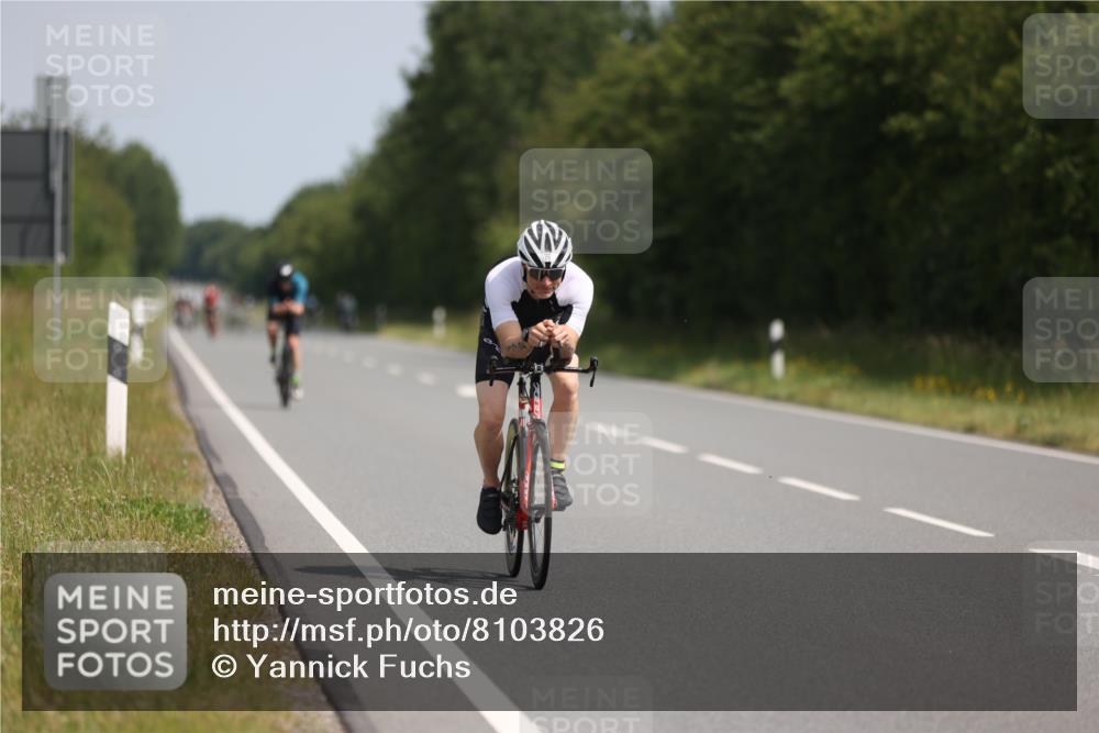 22.06.2025 - Viking Triathlon Yannick Fuchs http://msf.ph/oto/8103826 22.06.2025 11:27:24 Radfahren 57, 172, 258, 289, 359, 367, 420, 652 meine-sportfotos.de