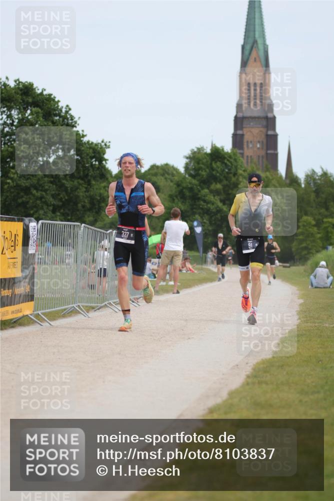 22.06.2025 - Viking Triathlon H.Heesch http://msf.ph/oto/8103837 22.06.2025 13:22:48 Laufen 91, 247, 337 meine-sportfotos.de