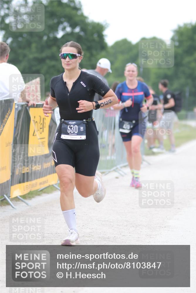 22.06.2025 - Viking Triathlon H.Heesch http://msf.ph/oto/8103847 22.06.2025 15:54:34 Laufen 470, 530 meine-sportfotos.de