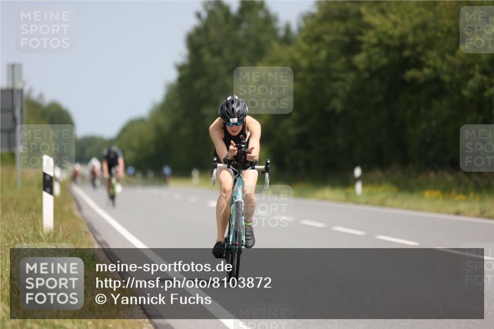 22.06.2025 - Viking Triathlon Yannick Fuchs http://msf.ph/oto/8103872 22.06.2025 12:07:16 Radfahren 3, 24, 143, 200, 469 meine-sportfotos.de