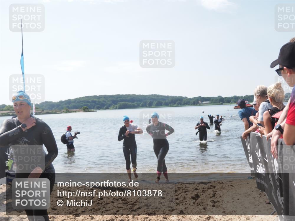 22.06.2025 - Viking Triathlon MichiJ http://msf.ph/oto/8103878 22.06.2025 10:46:56 Schwimmen 36, 378, 498, 515 meine-sportfotos.de