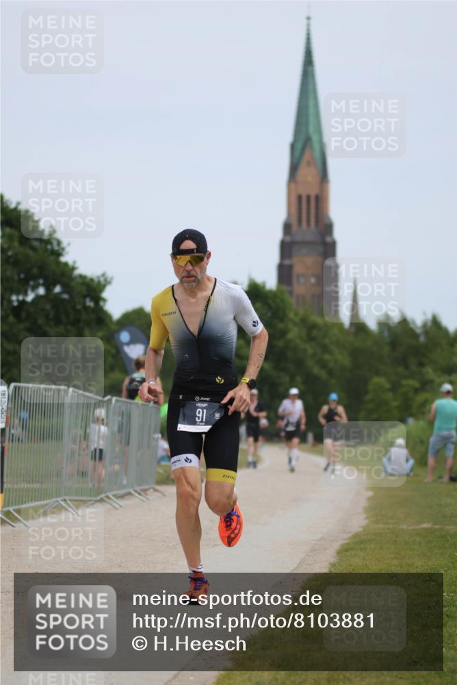 22.06.2025 - Viking Triathlon H.Heesch http://msf.ph/oto/8103881 22.06.2025 13:22:51 Laufen 91, 337 meine-sportfotos.de