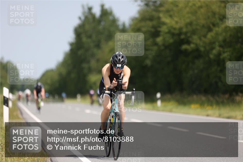 22.06.2025 - Viking Triathlon Yannick Fuchs http://msf.ph/oto/8103888 22.06.2025 12:07:16 Radfahren 3, 24, 143, 200, 469 meine-sportfotos.de