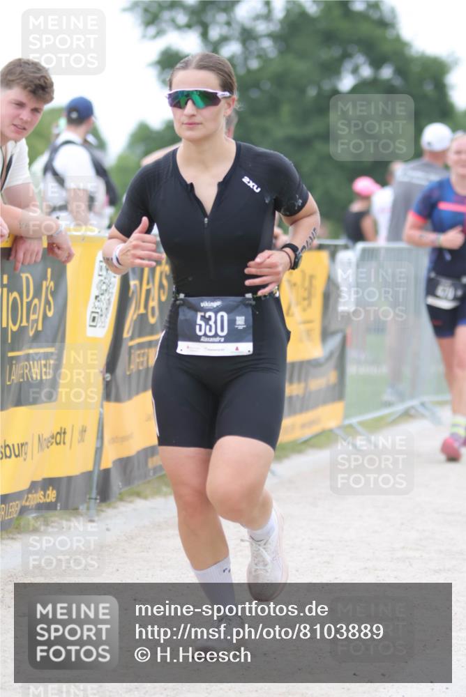 22.06.2025 - Viking Triathlon H.Heesch http://msf.ph/oto/8103889 22.06.2025 15:54:35 Laufen 470, 530 meine-sportfotos.de