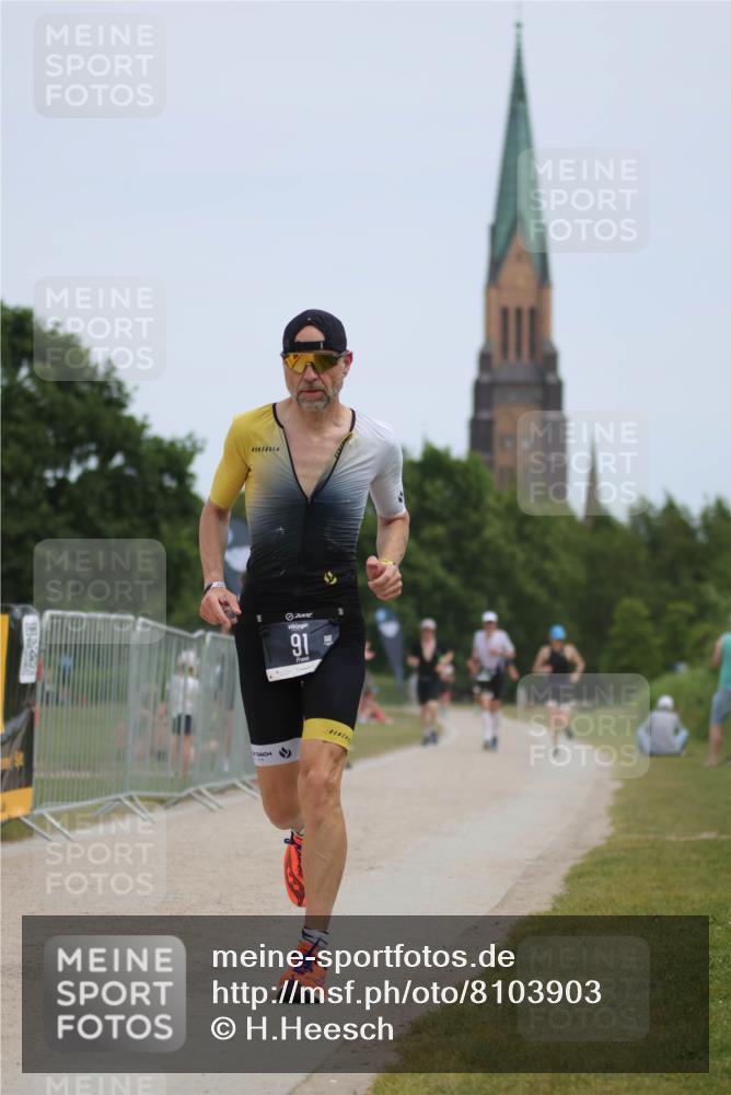 22.06.2025 - Viking Triathlon H.Heesch http://msf.ph/oto/8103903 22.06.2025 13:22:51 Laufen 91, 337 meine-sportfotos.de