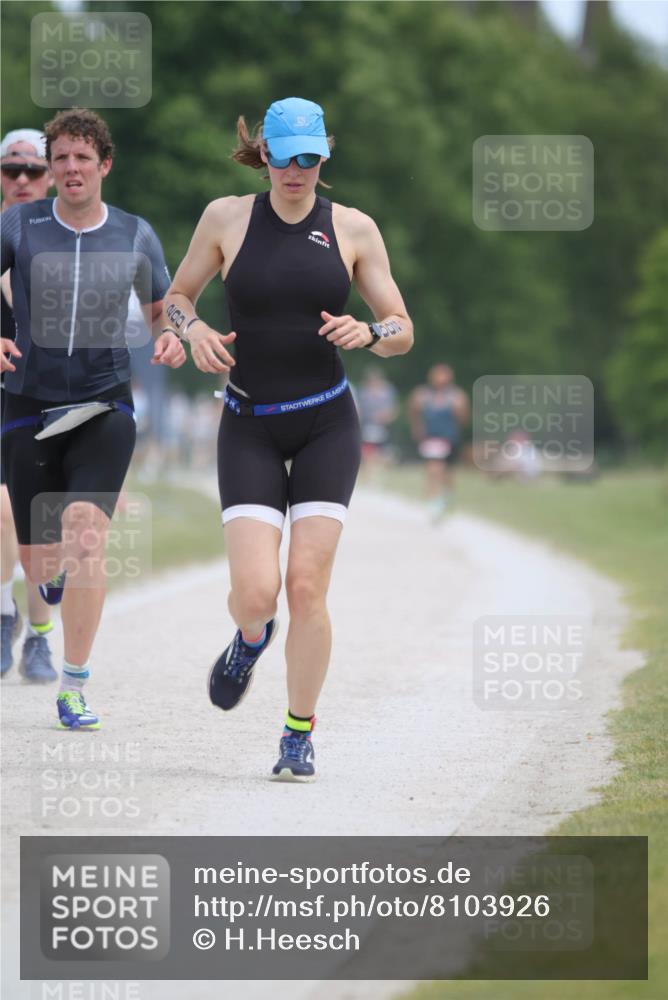22.06.2025 - Viking Triathlon H.Heesch http://msf.ph/oto/8103926 22.06.2025 13:22:59 Laufen 200, 297, 384, 487 meine-sportfotos.de