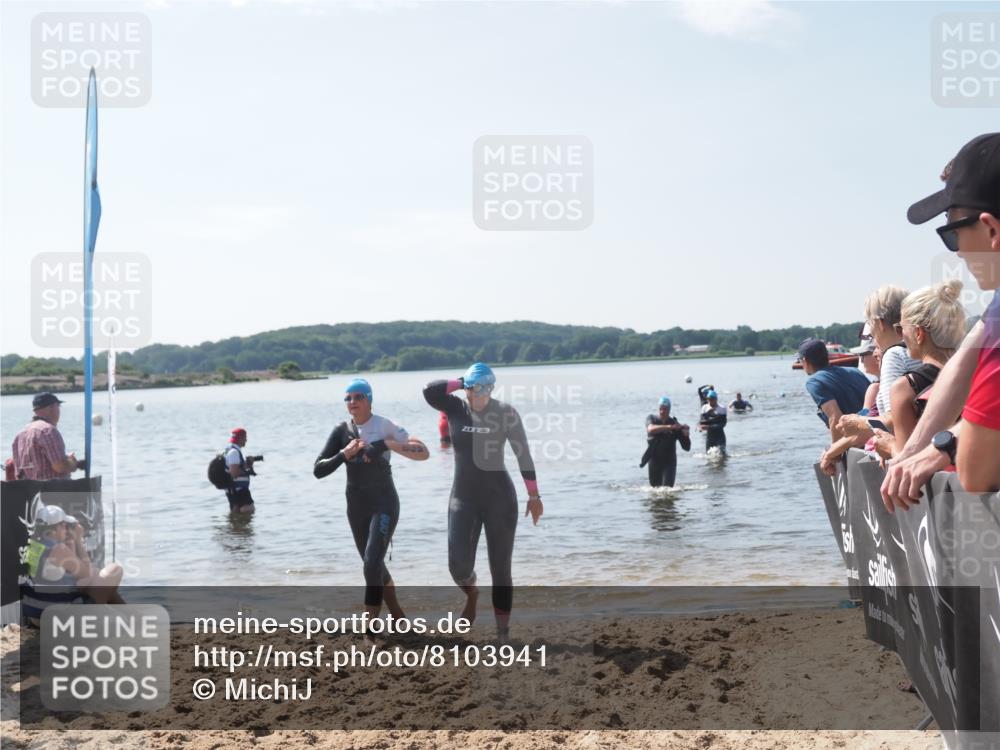 22.06.2025 - Viking Triathlon MichiJ http://msf.ph/oto/8103941 22.06.2025 10:46:58 Schwimmen 36, 378, 498, 515 meine-sportfotos.de