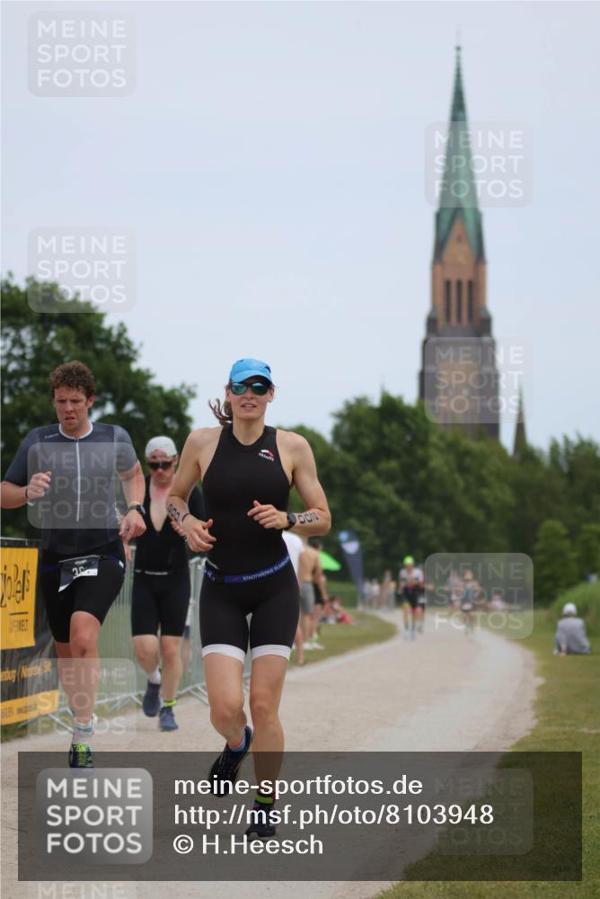 22.06.2025 - Viking Triathlon H.Heesch http://msf.ph/oto/8103948 22.06.2025 13:23:02 Laufen 200, 297, 384, 487 meine-sportfotos.de