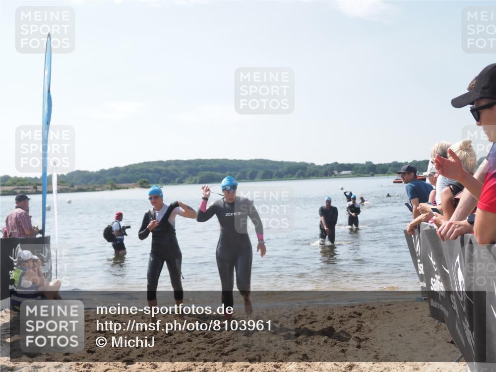 22.06.2025 - Viking Triathlon MichiJ http://msf.ph/oto/8103961 22.06.2025 10:46:58 Schwimmen 36, 378, 498, 515 meine-sportfotos.de