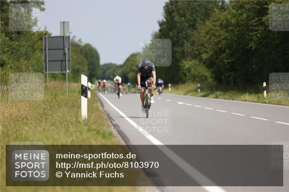 22.06.2025 - Viking Triathlon Yannick Fuchs http://msf.ph/oto/8103970 22.06.2025 12:07:19 Radfahren 3, 24, 200, 469 meine-sportfotos.de