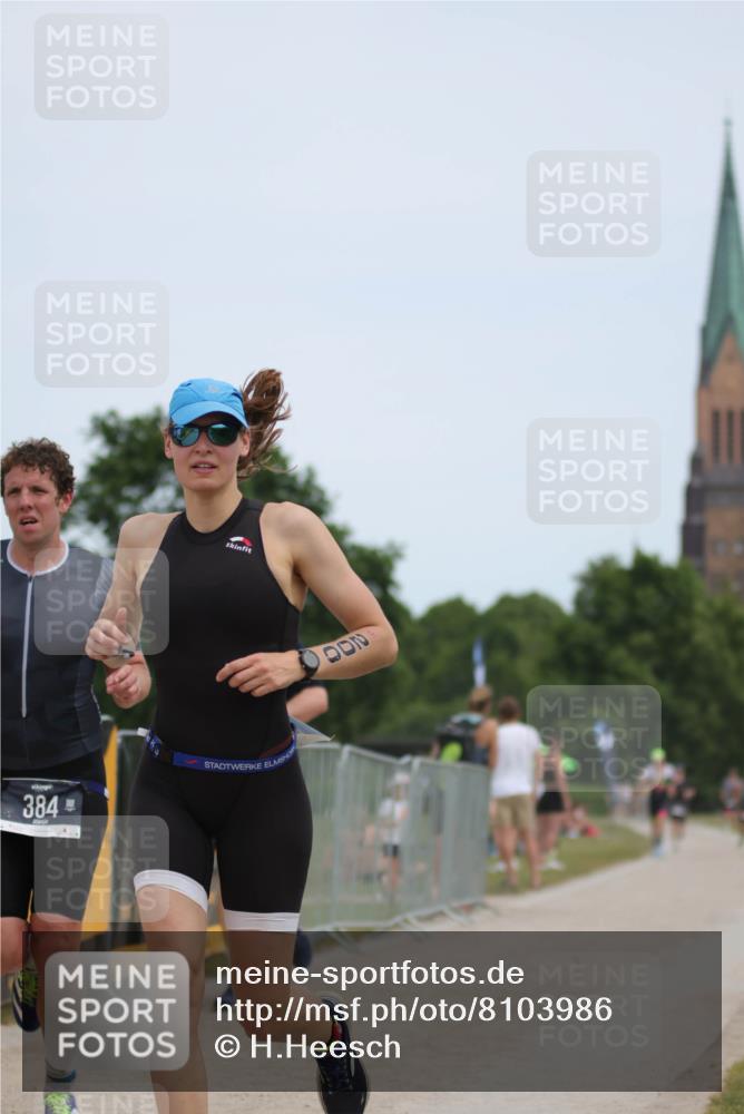 22.06.2025 - Viking Triathlon H.Heesch http://msf.ph/oto/8103986 22.06.2025 13:23:03 Laufen 200, 297, 384, 487 meine-sportfotos.de