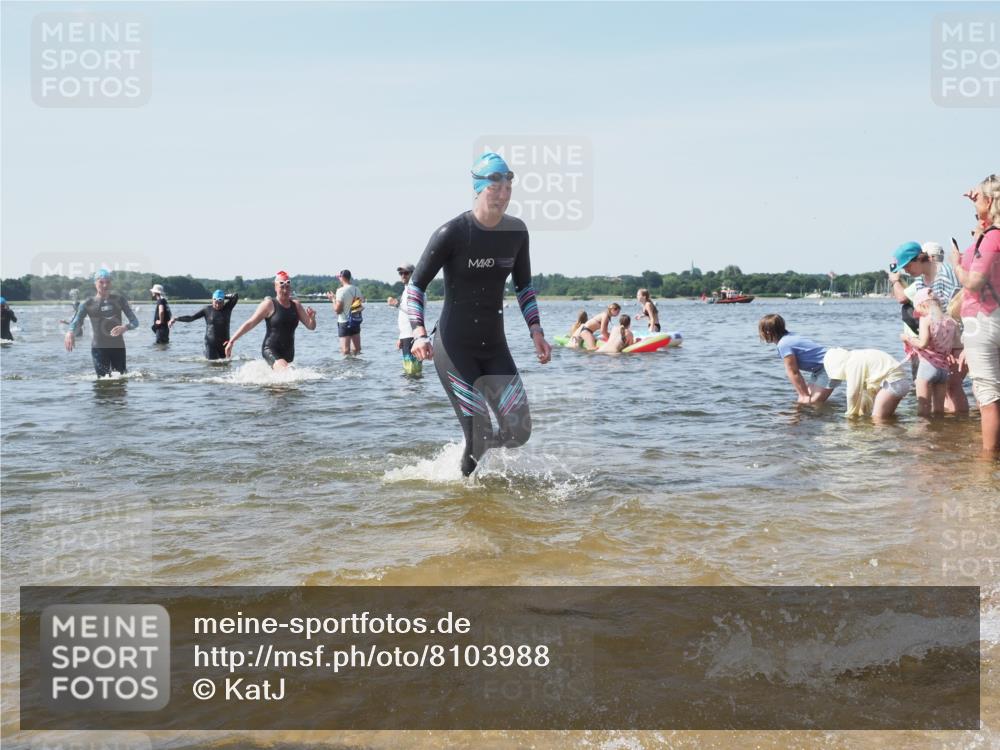 22.06.2025 - Viking Triathlon KatJ http://msf.ph/oto/8103988 22.06.2025 10:35:09 Schwimmen 139, 157, 204, 296, 365, 475, 495, 548, 660 meine-sportfotos.de