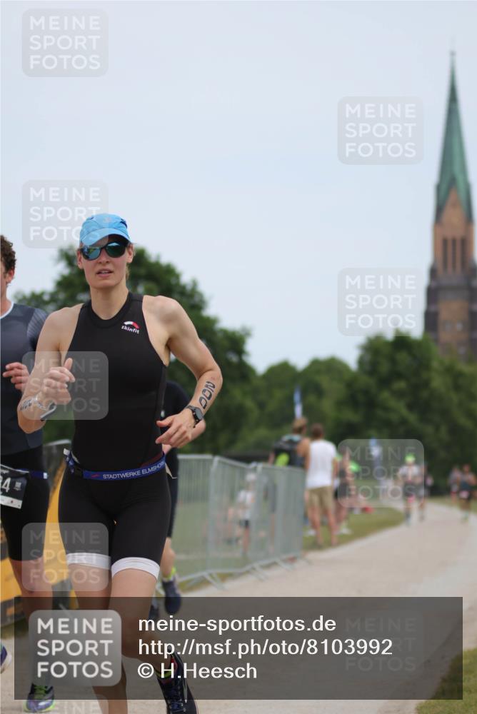 22.06.2025 - Viking Triathlon H.Heesch http://msf.ph/oto/8103992 22.06.2025 13:23:04 Laufen 200, 297, 384, 487 meine-sportfotos.de