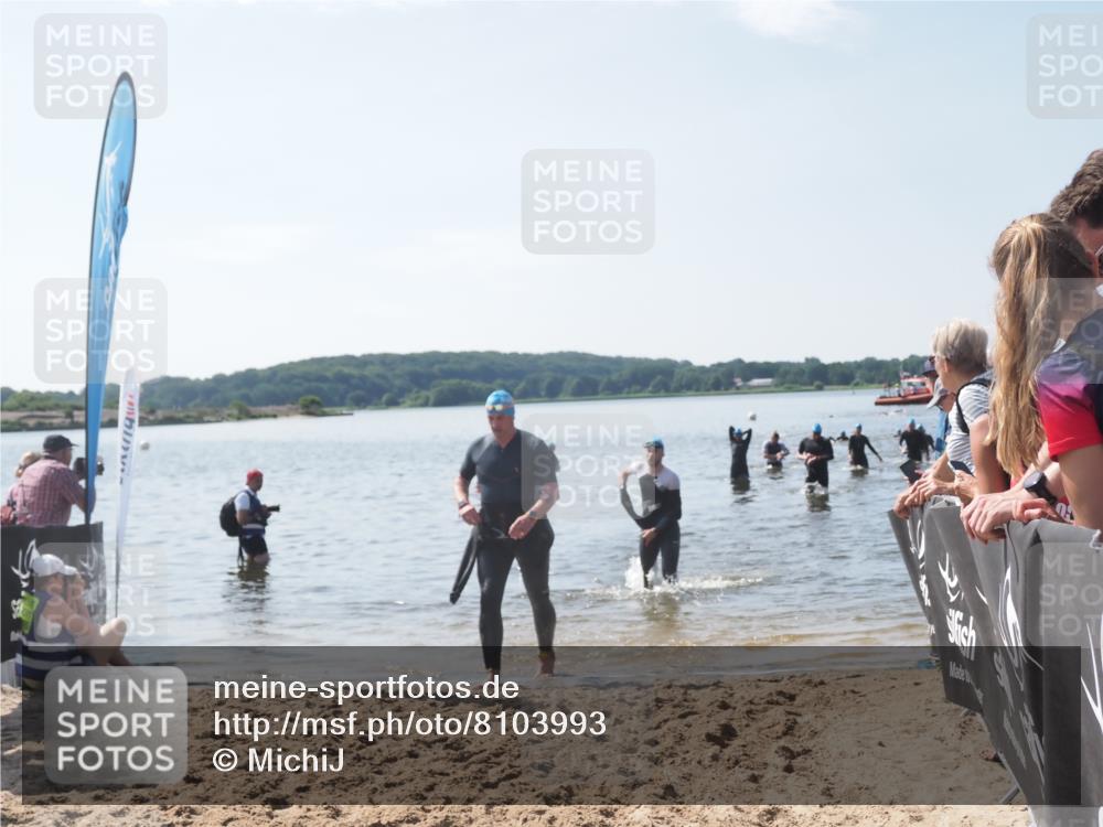 22.06.2025 - Viking Triathlon MichiJ http://msf.ph/oto/8103993 22.06.2025 10:47:07 Schwimmen 36, 51, 74, 378, 421 meine-sportfotos.de