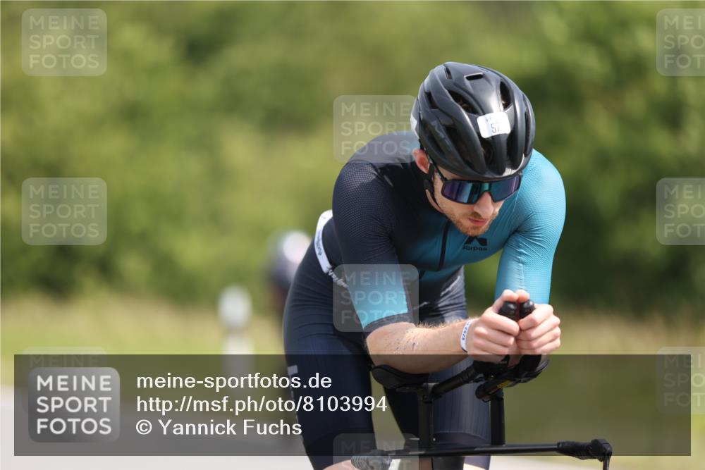 22.06.2025 - Viking Triathlon Yannick Fuchs http://msf.ph/oto/8103994 22.06.2025 11:27:30 Radfahren 57, 172, 258, 289, 359, 367 meine-sportfotos.de